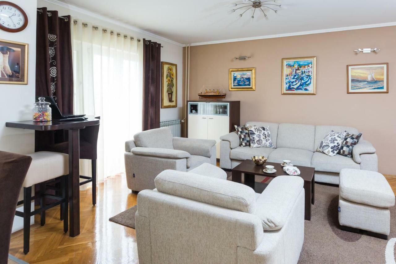 Spacious Apartment Near The Old Town Дубровник Екстер'єр фото